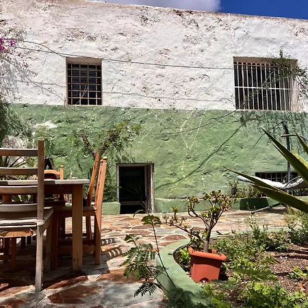 Apartment 2 Guests - Wifi - Eco - Near Tiagua