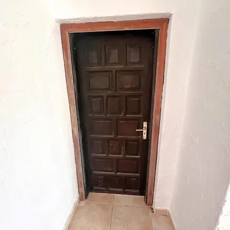 Apartment 2 Guests - Wifi - Eco - Near Tiagua
